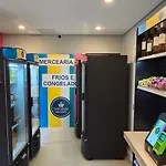 Liberdade Sp A 250M Do Metro